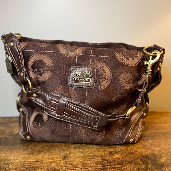 EUC Coach shoulder bag brown tan with gold accents - Picture 7 of 16